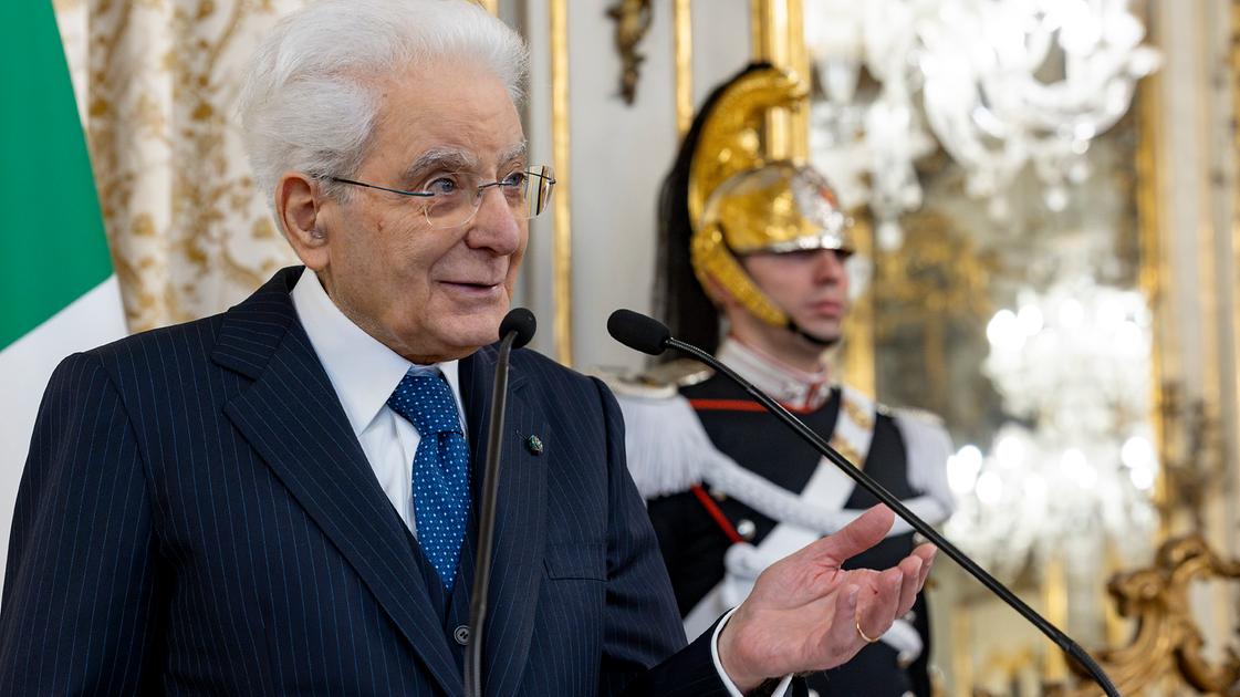i nuovi alfieri della repubblica fra i 29 giovani premiati da mattarella anche 4 lombardi eccellenti ecco chi sono