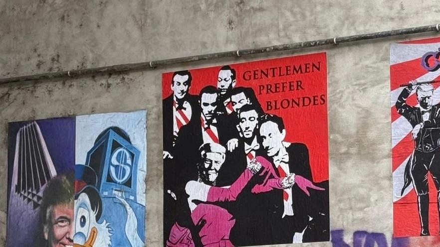 Alcune opere di Rigaff alias Riccardo Gaffuri della collezione “Political Pop” affisse sui muri di Milano