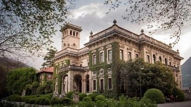 Domenica 3 novembre a Villa Erba arriva "Sentieri di foglie", evento autunnale con spettacoli per bambini, concerti lirici, visite guidate e conferenze su Luchino Visconti. Ingresso libero su prenotazione. Domenica 3 novembre a Villa Erba arriva "Sentieri di foglie", evento autunnale con spettacoli per bambini, concerti lirici, visite guidate e conferenze su Luchino Visconti. Ingresso libero su prenotazione.