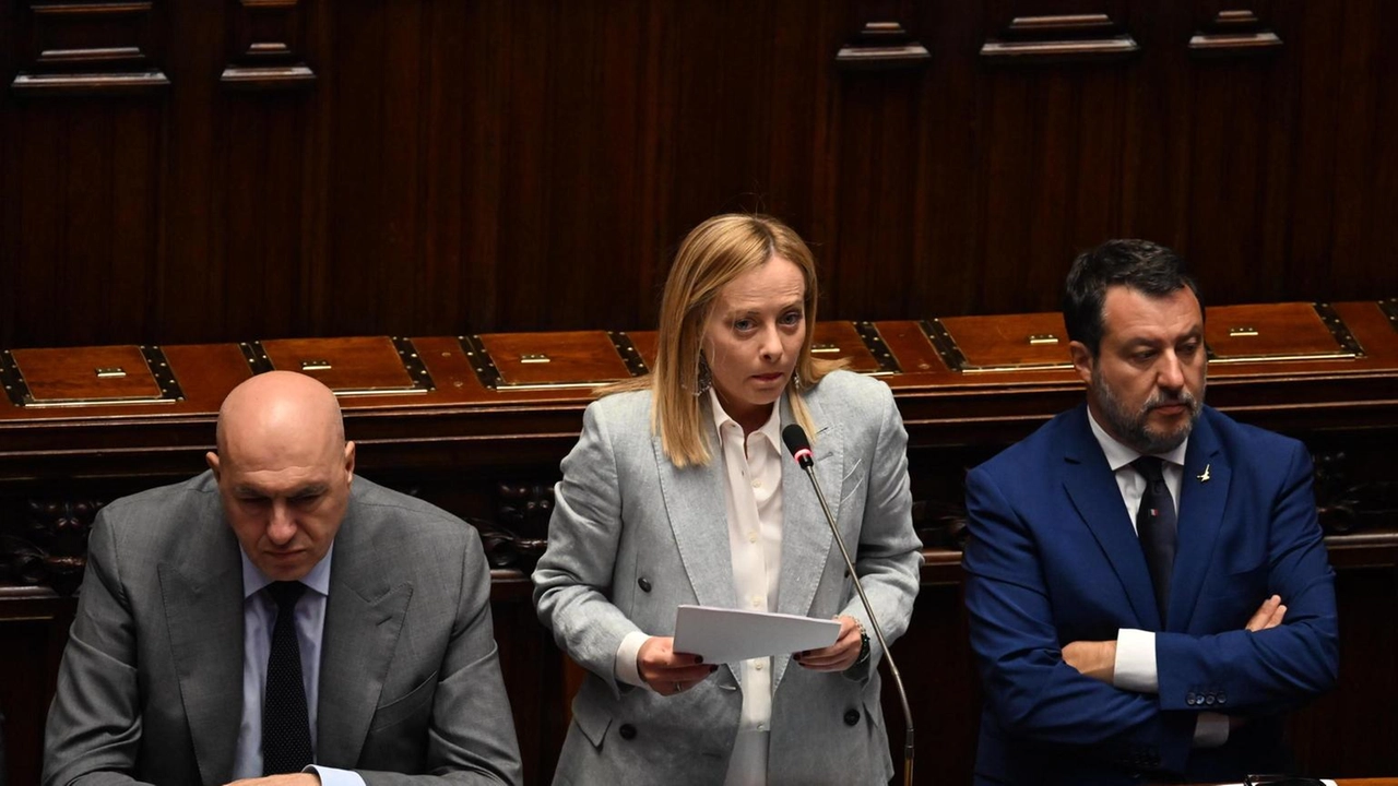 Non lasceremo il Paese esposto e incapace di difendersi Non lasceremo il Paese esposto e incapace di difendersi