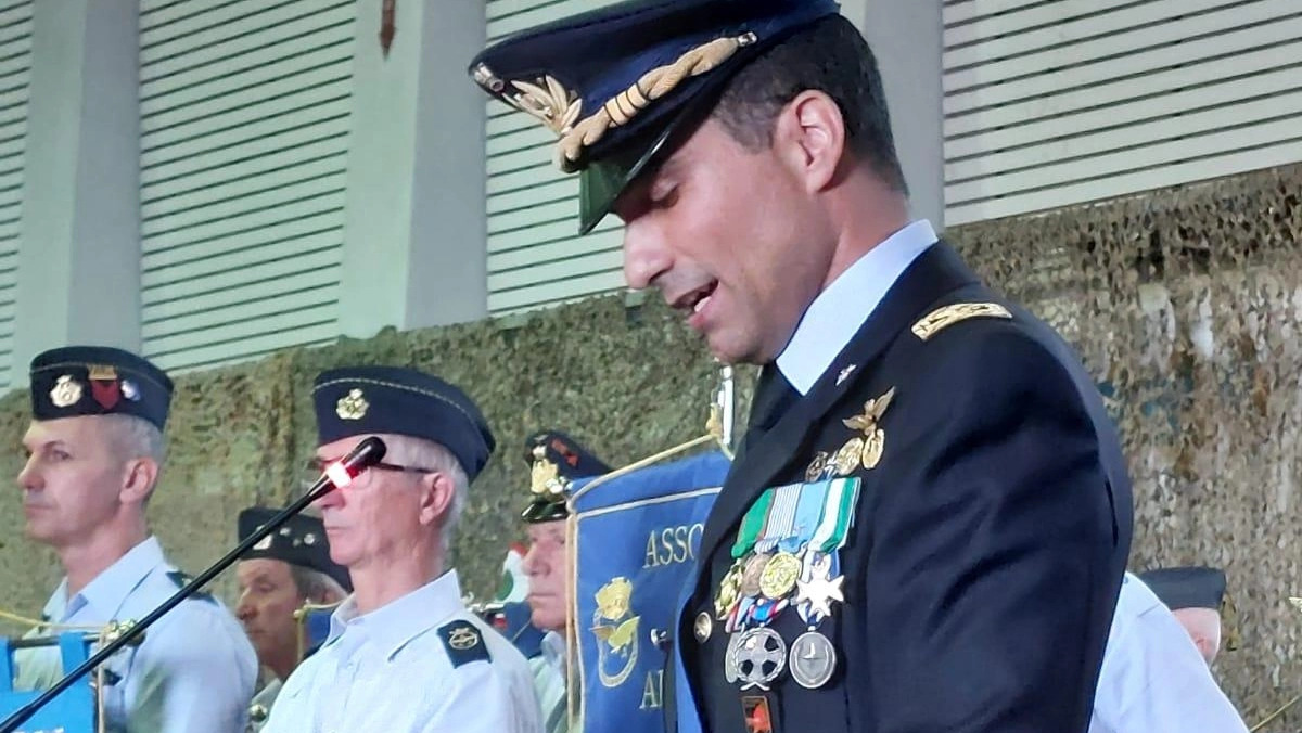 Il colonnello Gianmarco Di Loreto è diventato il comandate del 6° Stormo di Ghedi dopo Luca Giuseppe Vitaliti Il colonnello Gianmarco Di Loreto è diventato il comandate del 6° Stormo di Ghedi dopo Luca Giuseppe Vitaliti