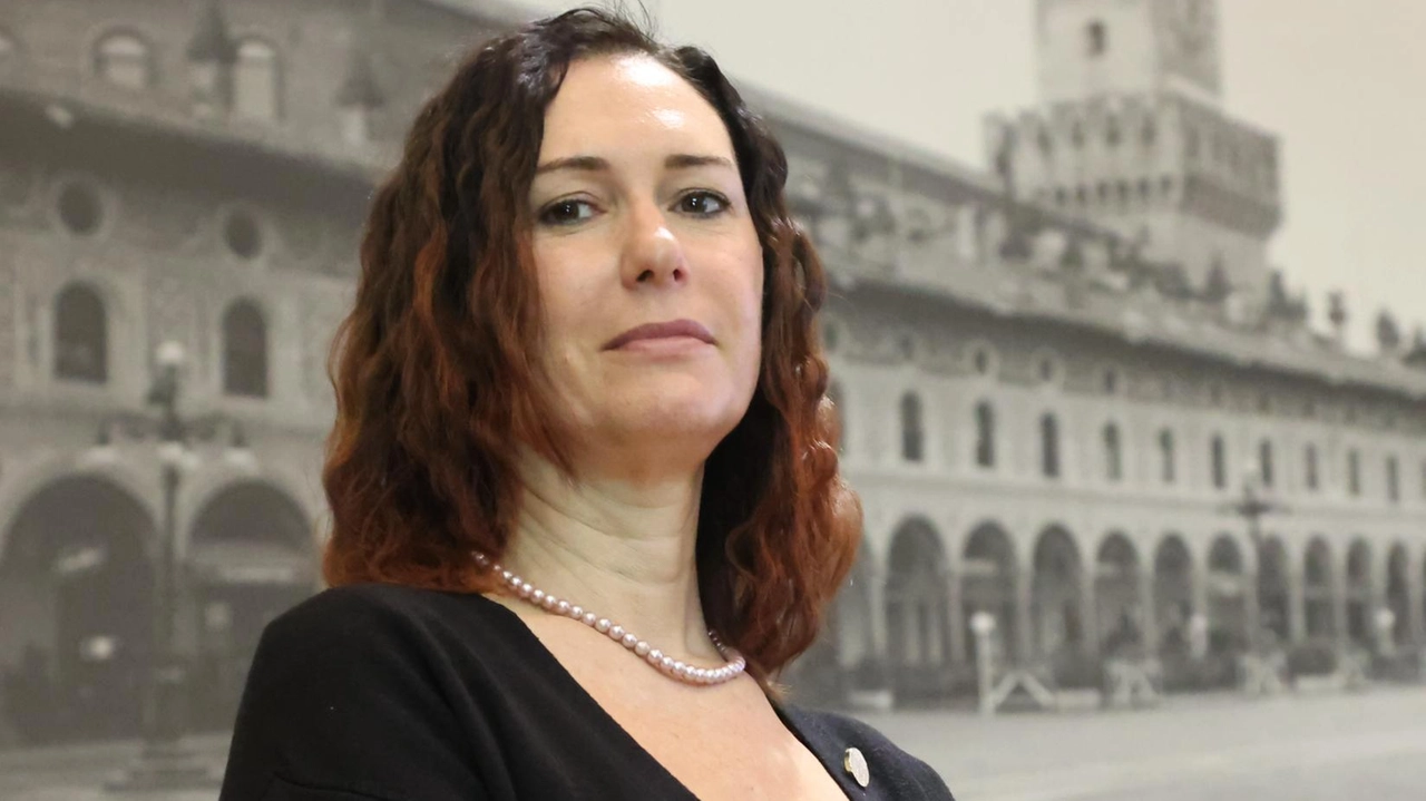 Veronica Passarella (nella foto) non è più amministratore unico di Asm Vigevano e Lomellina. Si è dimessa la 52enne consulente...