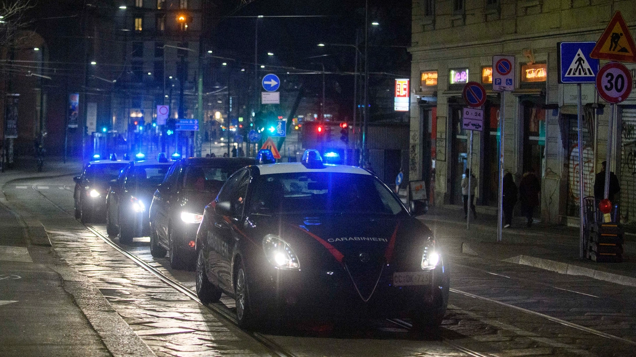 I carabinieri, intervenuti sul posto, hanno escluso l'intervento di "terze persone" I carabinieri, intervenuti sul posto, hanno escluso l'intervento di "terze persone"