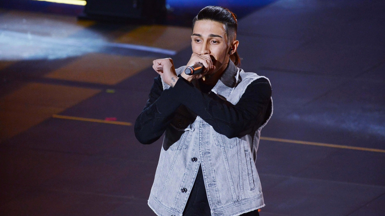 Zaccaria Mouhib 23 anni in arte Baby Gang ha comprato casa nella sua Calolziocorte Zaccaria Mouhib 23 anni in arte Baby Gang ha comprato casa nella sua Calolziocorte