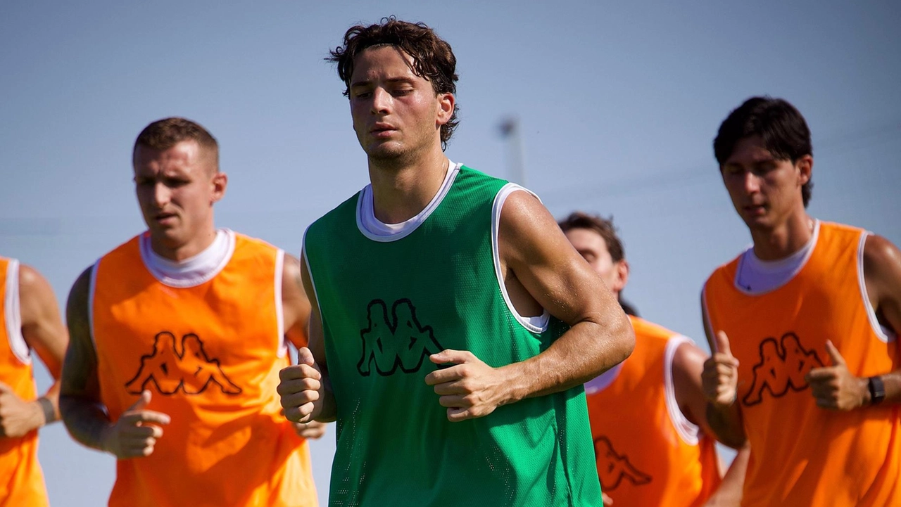 Calcio Serie C, la squadra si è radunata per la sedicesima stagione fra i prof Calcio Serie C, la squadra si è radunata per la sedicesima stagione fra i prof