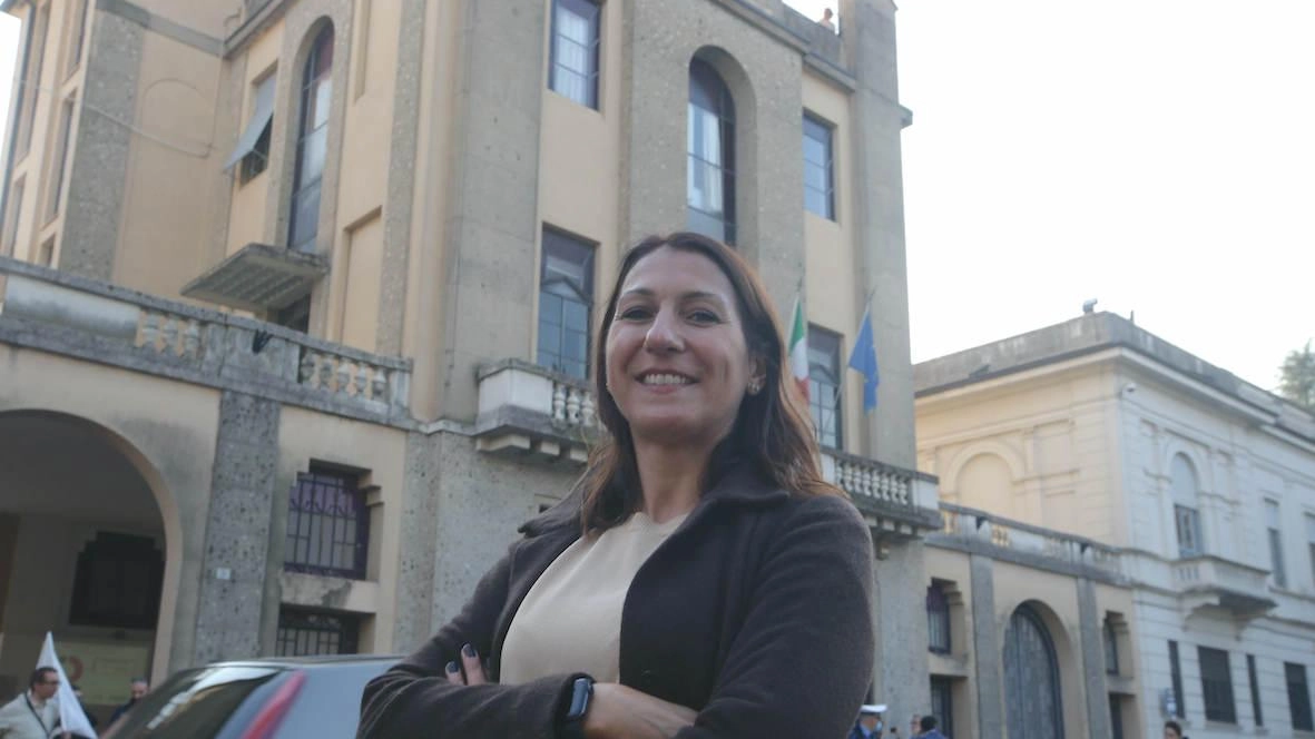 L’opposizione chiede le dimissioni della sindaca Alessia Borroni L’opposizione chiede le dimissioni della sindaca Alessia Borroni