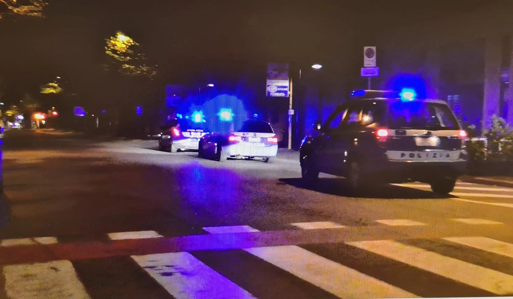 Violenta aggressione al bar, ubriaco colpisce la titolare con una sedia