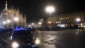 Milano, 18enne aggredito da un gruppo di ragazzi fuori dal Tribunale per i Minorenni