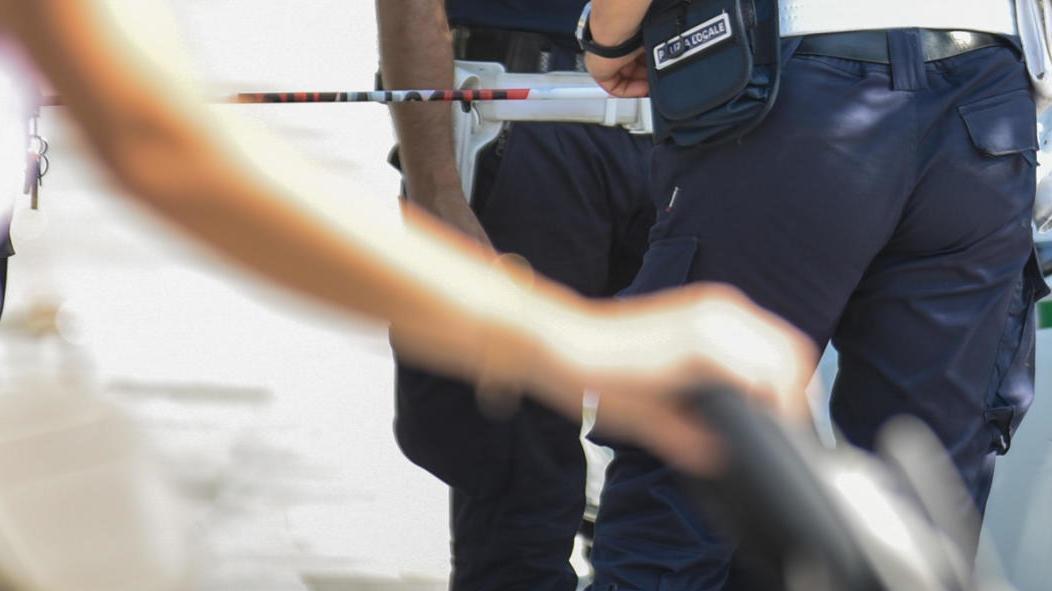 Ladri in metropolitana. Portafoglio sfilato. Poi l’inseguimento Ladri in metropolitana. Portafoglio sfilato. Poi l’inseguimento