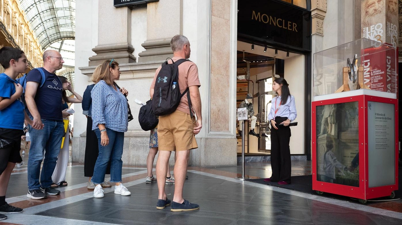 L’ingresso in Galleria Vittorio Emanuele dello spazio espositivo permanente dedicato a Leonardo