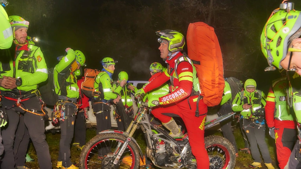 I volontari del Soccorso alpino della Valsassina I volontari del Soccorso alpino della Valsassina