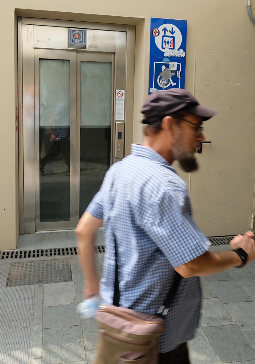 Ascensori rotti. Il Comune mette le telecamere Ascensori rotti. Il Comune mette le telecamere