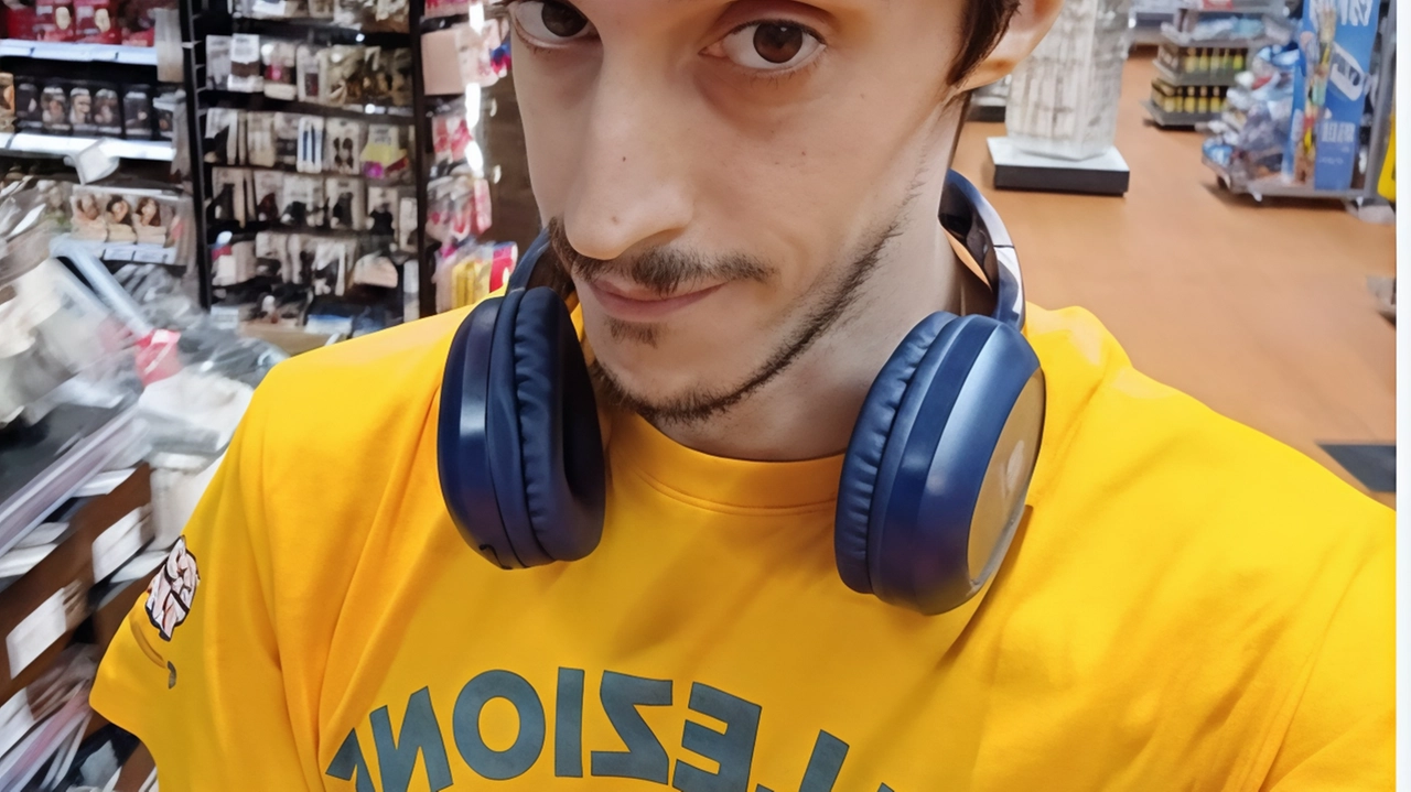 L’ultimo selfie di Manuel Mastrapasqua al lavoro prima di essere ucciso L’ultimo selfie di Manuel Mastrapasqua al lavoro prima di essere ucciso