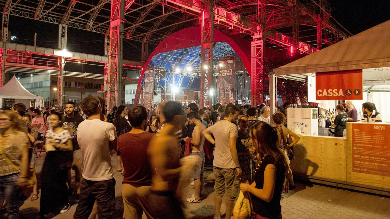 Stop alla “malamovida“. No alcol, vetro, lattine