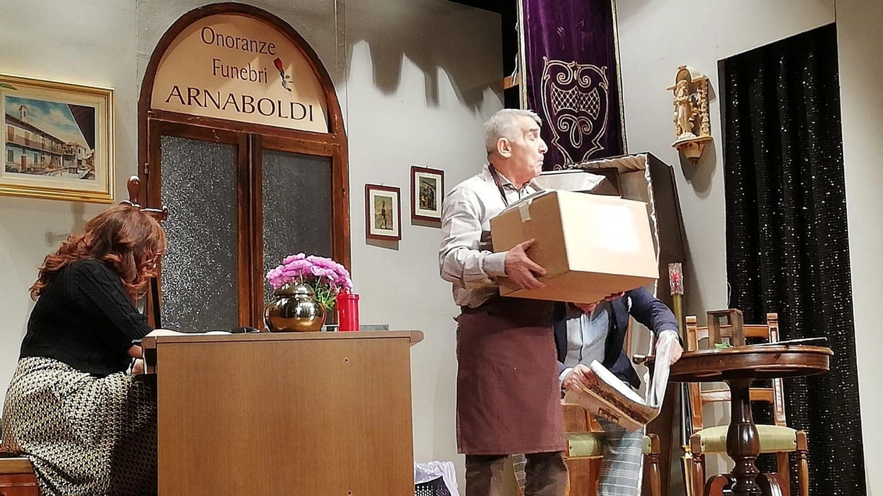 Gli attori della Filodrammatica Don Giorgio Colombo di Bellusco in scena a Sovico con “El Vedov Alegher” Gli attori della Filodrammatica Don Giorgio Colombo di Bellusco in scena a Sovico con “El Vedov Alegher”