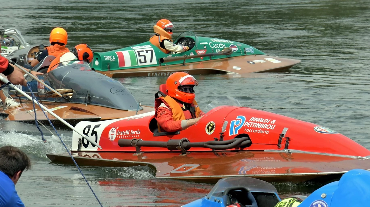 La competizione internazionale di motonautica si disputa dal 1929 L’incidente è avvenuto poco prima delle 16 di ieri La competizione internazionale di motonautica si disputa dal 1929 L’incidente è avvenuto poco prima delle 16 di ieri