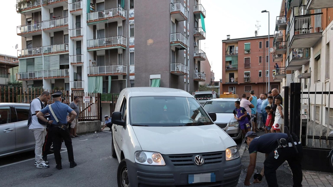 La piccola Assil stava camminando sul marciapiedi, stava tornando a casa e mancavano pochi metri. L’autista del furgone che l’ha investita è indagato per omicidio stradale. Secondo alcuni andava veloce. La piccola Assil stava camminando sul marciapiedi, stava tornando a casa e mancavano pochi metri. L’autista del furgone che l’ha investita è indagato per omicidio stradale. Secondo alcuni andava veloce.