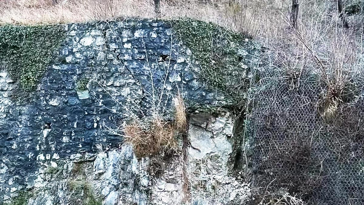 Sarà a senso unico alternato fino al prossimo 28 marzo la provinciale che da Valbrona scende fino a Onno,...