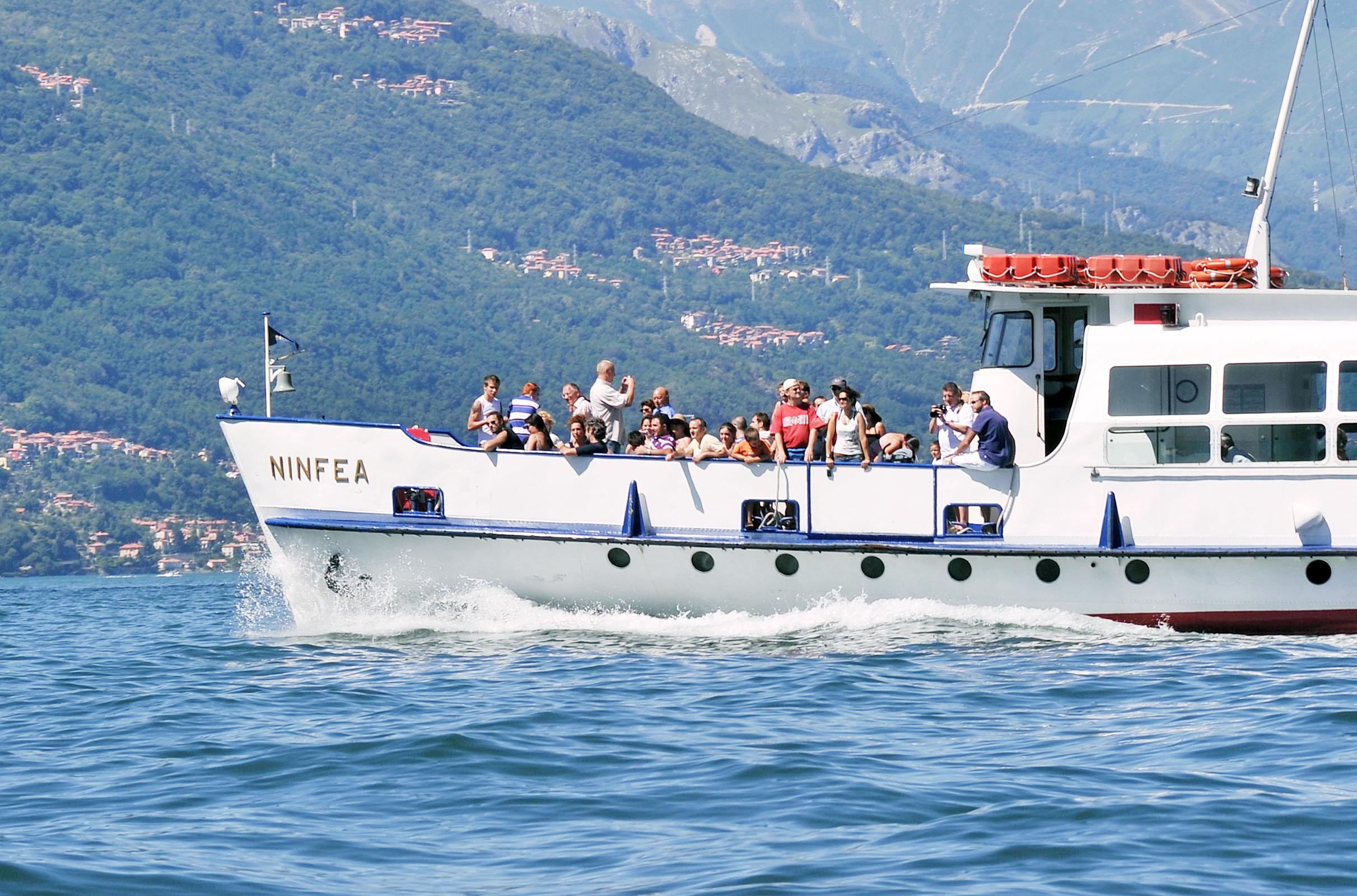 Turisti da mezza Europa in Lombardia. Laghi, monti e città d’arte presi d’assalto: “L’80% è sold out” Turisti da mezza Europa in Lombardia. Laghi, monti e città d’arte presi d’assalto: “L’80% è sold out”
