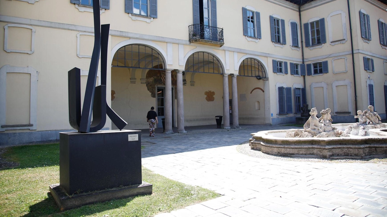 La Nuova accademia di cinema ha scelto Rho per ospitare corsi di ripresa, regia e montaggio e realizzare documentari. La Nuova accademia di cinema ha scelto Rho per ospitare corsi di ripresa, regia e montaggio e realizzare documentari.