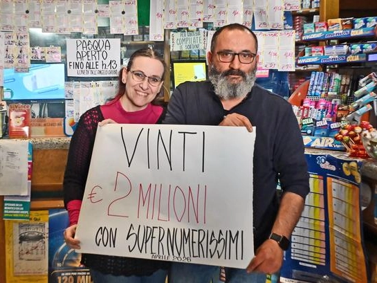 Mistero fitto al Bar sport: "Si vincono i milioni ma nessuno si fa vivo"