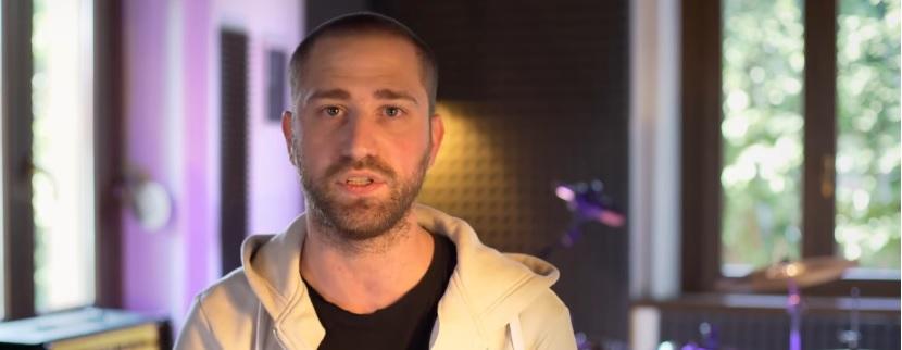 La storia di Thomas D’Alba, l’ex paracadutista della Folgore diventato foreign fighter per Kiev: “Soldato dalla parte dei bambini. Era un uomo gentile” La storia di Thomas D’Alba, l’ex paracadutista della Folgore diventato foreign fighter per Kiev: “Soldato dalla parte dei bambini. Era un uomo gentile”