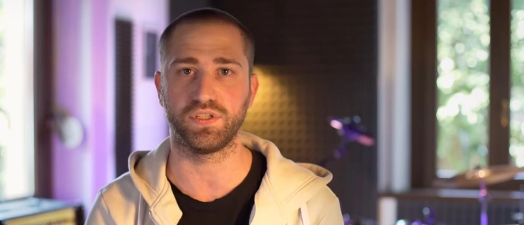 La storia di Thomas D’Alba, l’ex paracadutista della Folgore diventato foreign fighter per Kiev: “Soldato dalla parte dei bambini. Era un uomo gentile”