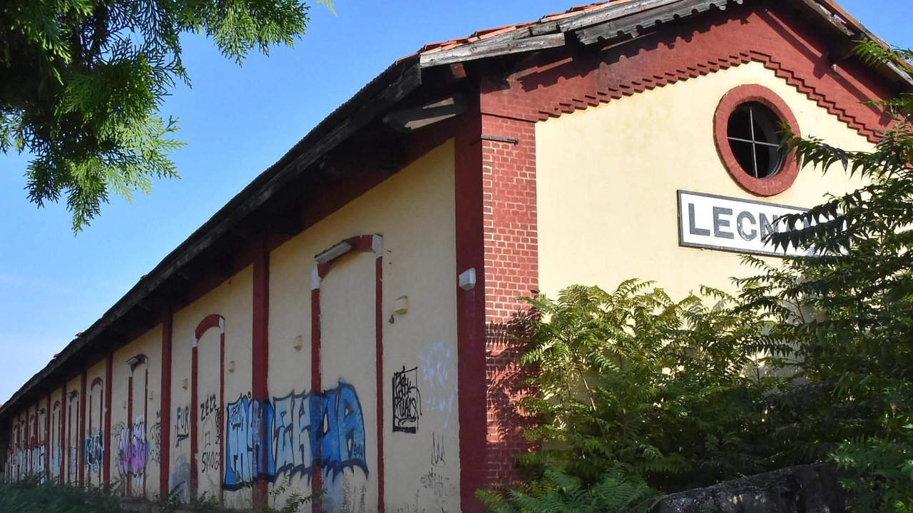 A Legnano potrebbe presto prendere forma una velostazione con oltre 100 stalli bici, illuminata e videosorvegliata per garantire sicurezza. Il progetto sarà finanziato dall'amministrazione, mentre servizi aggiuntivi potrebbero essere gestiti da associazioni o enti non profit. A Legnano potrebbe presto prendere forma una velostazione con oltre 100 stalli bici, illuminata e videosorvegliata per garantire sicurezza. Il progetto sarà finanziato dall'amministrazione, mentre servizi aggiuntivi potrebbero essere gestiti da associazioni o enti non profit.