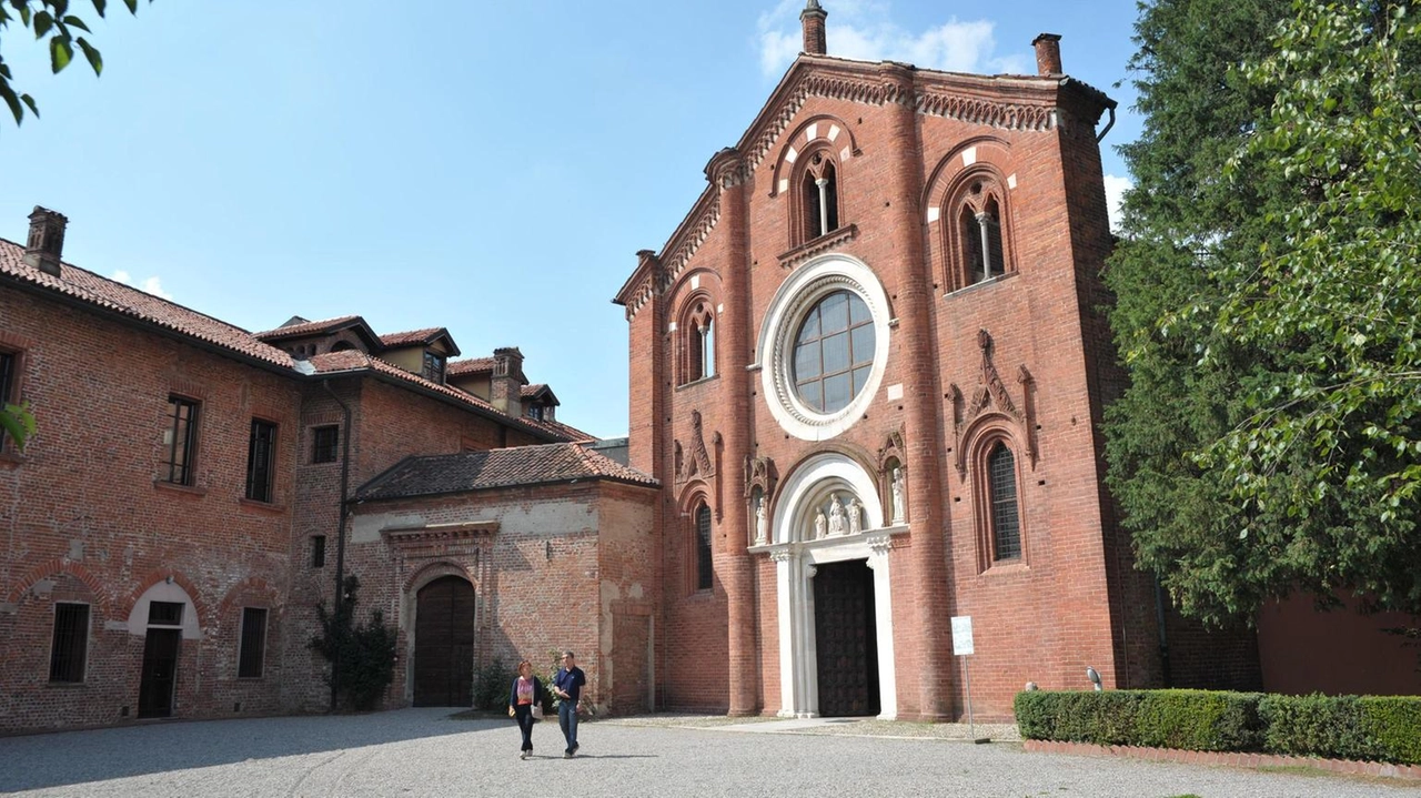 Viaggio nello “spicchio” di San Giuliano che da decenni aspetta un rilancio. Per riaccendere i riflettori, il 25 maggio eventi culturali lungo via Folli. Viaggio nello “spicchio” di San Giuliano che da decenni aspetta un rilancio. Per riaccendere i riflettori, il 25 maggio eventi culturali lungo via Folli.