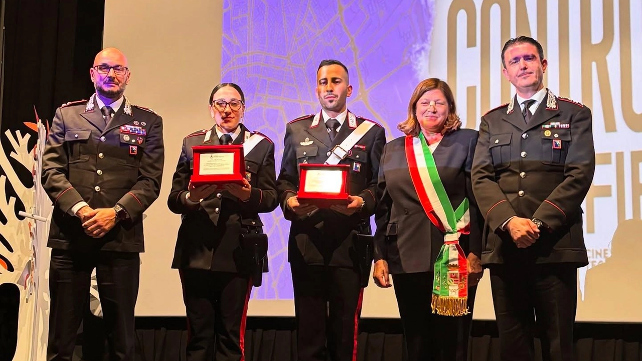 Una targa ai rappresentanti delle forze dell’ordine che si sono distinti. "Falcone e Borsellino dicevano che la legalità si...