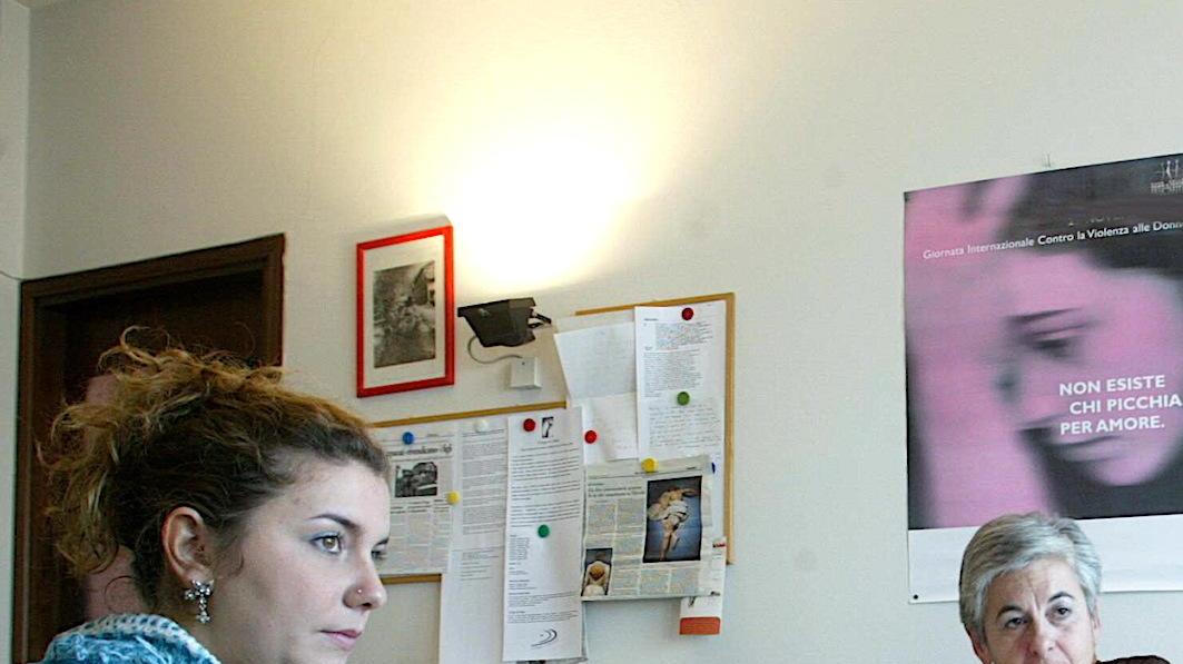 Denuncia Cadom: "Sottomesse al compagno" Denuncia Cadom: "Sottomesse al compagno"