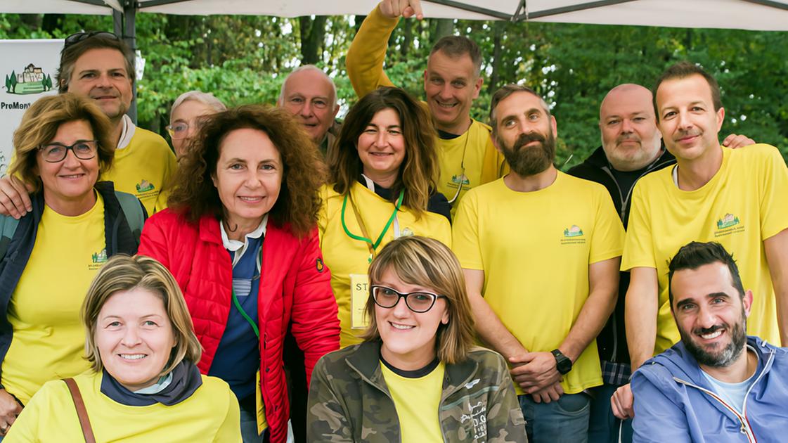 associazioni in festa nel week end due giorni tra cibo musica e sport