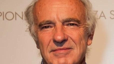 Mario Abis è docente di Statistica allo Iulm e si occupa di studi sull’evoluzione di nuovi modelli interdisciplinari dell’urbanistica Mario Abis è docente di Statistica allo Iulm e si occupa di studi sull’evoluzione di nuovi modelli interdisciplinari dell’urbanistica