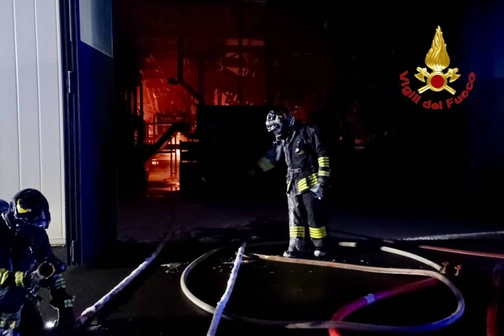 I vigili del fuoco alla Salice