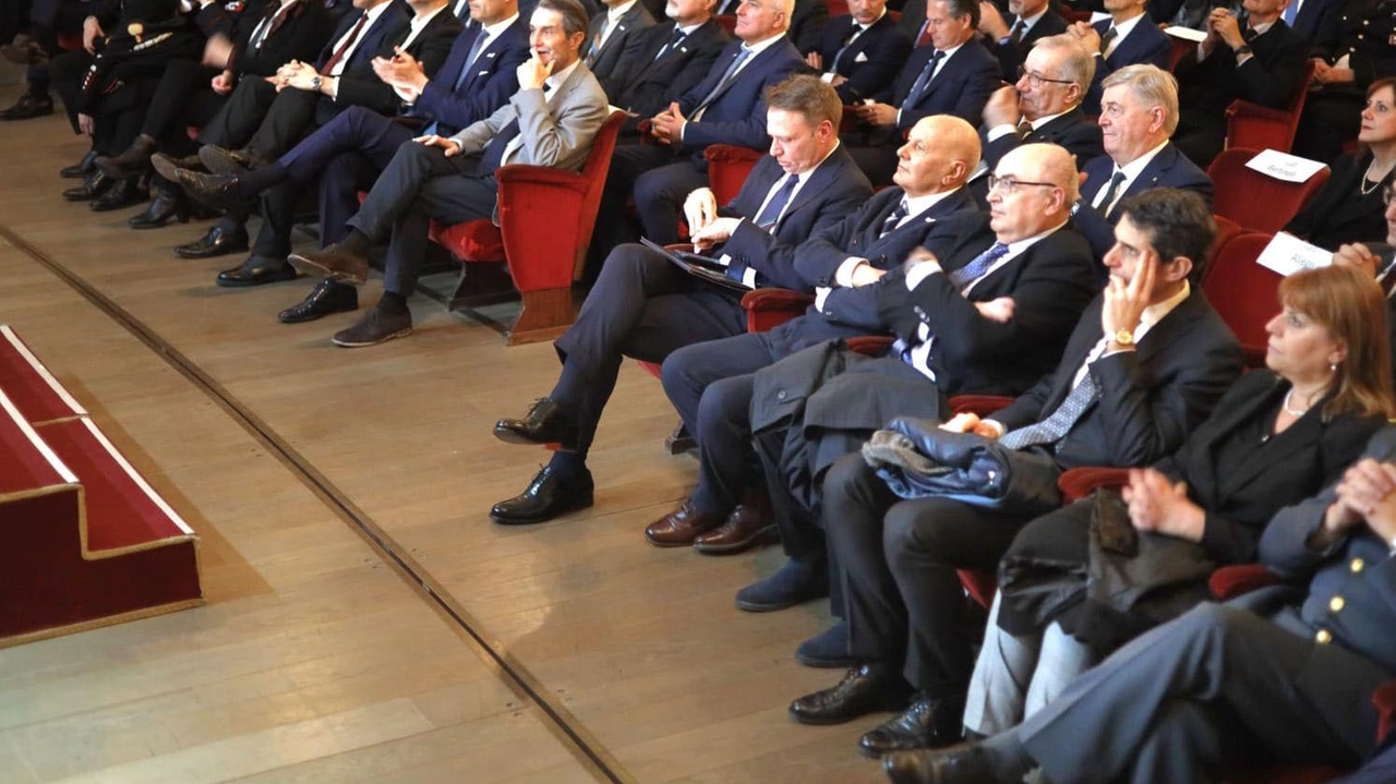 I 125 anni di Latteria Soresina. La festa a teatro con i lavoratori: "Esempio virtuoso di made in Italy"