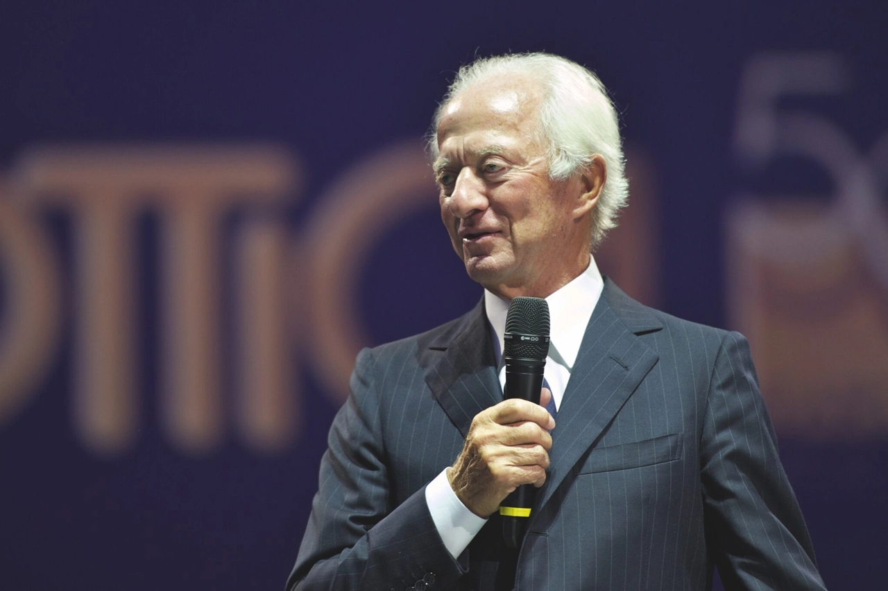 Leonardo Del Vecchio 27 Haziran 2022'de öldü