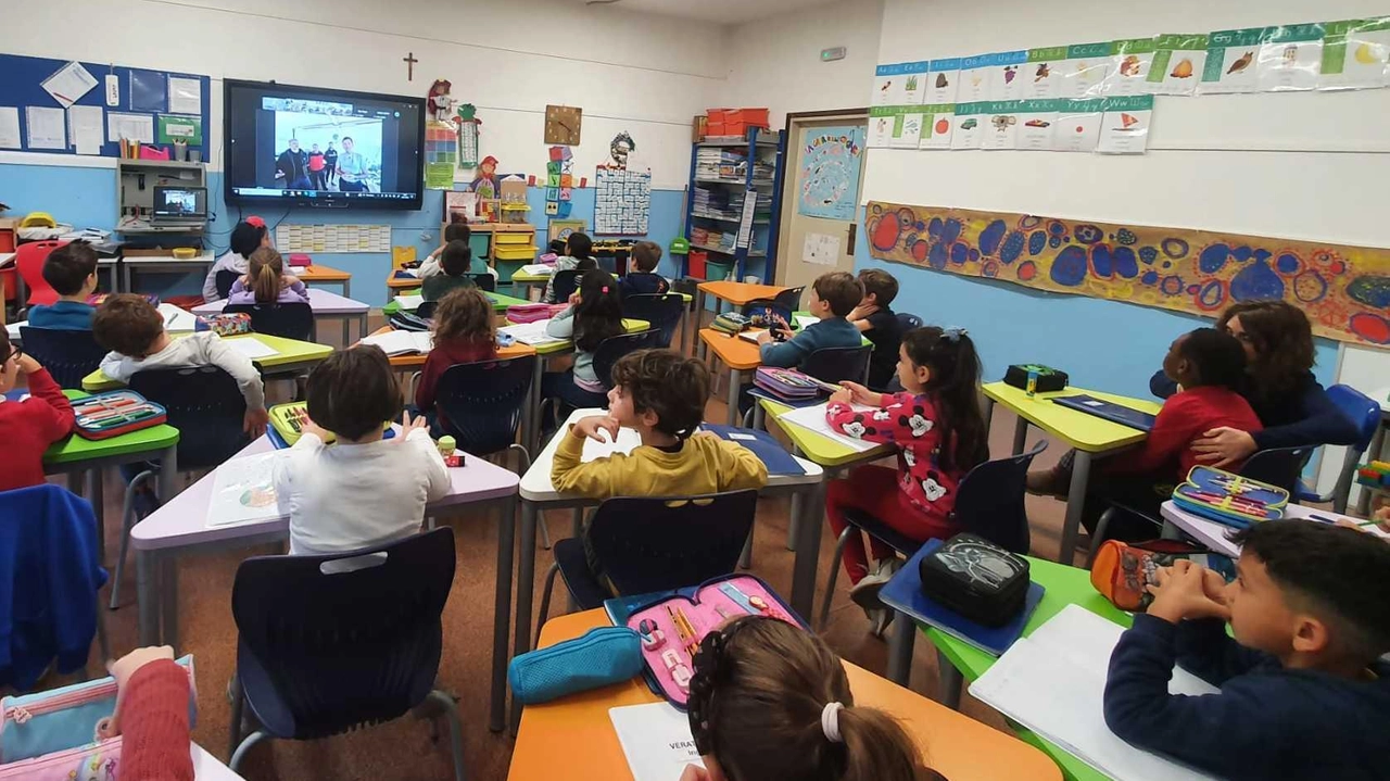 Una lezione davvero speciale e affascinante per gli alunni della 2ªB della scuola elementare San Biagio Una lezione davvero speciale e affascinante per gli alunni della 2ªB della scuola elementare San Biagio