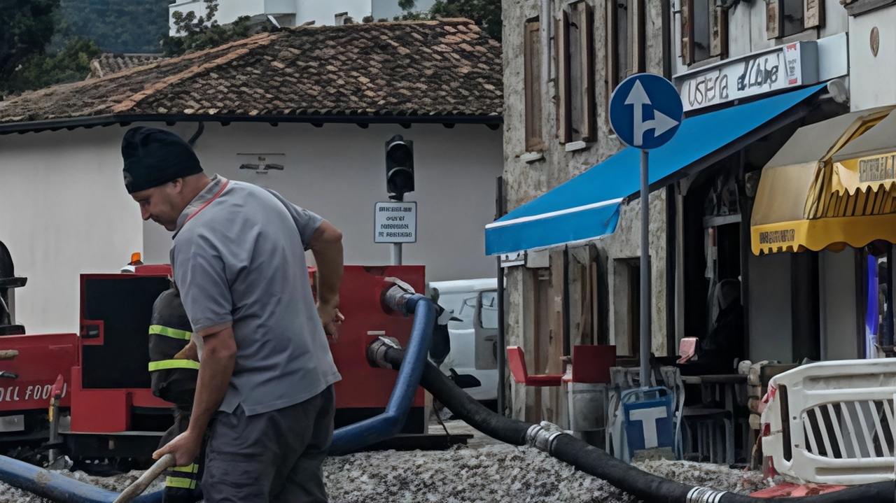 Ottobre piovoso in Lombardia: cause e dati record. Aree di bassa pressione dal Nord Atlantico portano precipitazioni ben oltre la media trentennale. Ottobre piovoso in Lombardia: cause e dati record. Aree di bassa pressione dal Nord Atlantico portano precipitazioni ben oltre la media trentennale.
