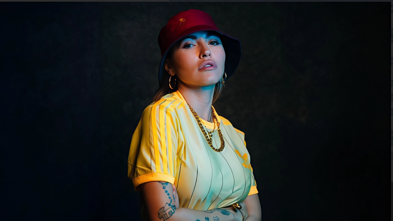 Serena Brancale si esibisce al Blue Note con sei concerti sold-out, anticipando la sua partecipazione a Sanremo con 'Anema e core'. Serena Brancale si esibisce al Blue Note con sei concerti sold-out, anticipando la sua partecipazione a Sanremo con 'Anema e core'.