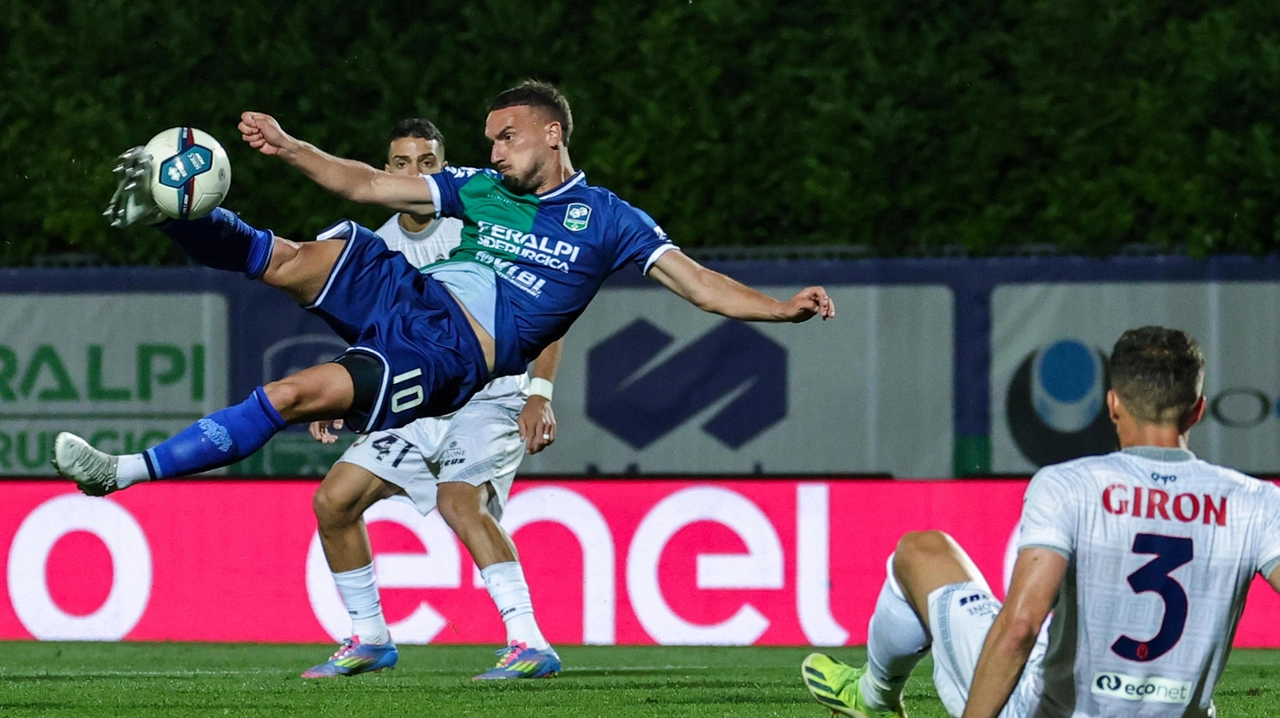 Il gran gol di Davide Di Molfetta non è bastato alla FeralpiSalò per passare Il gran gol di Davide Di Molfetta non è bastato alla FeralpiSalò per passare