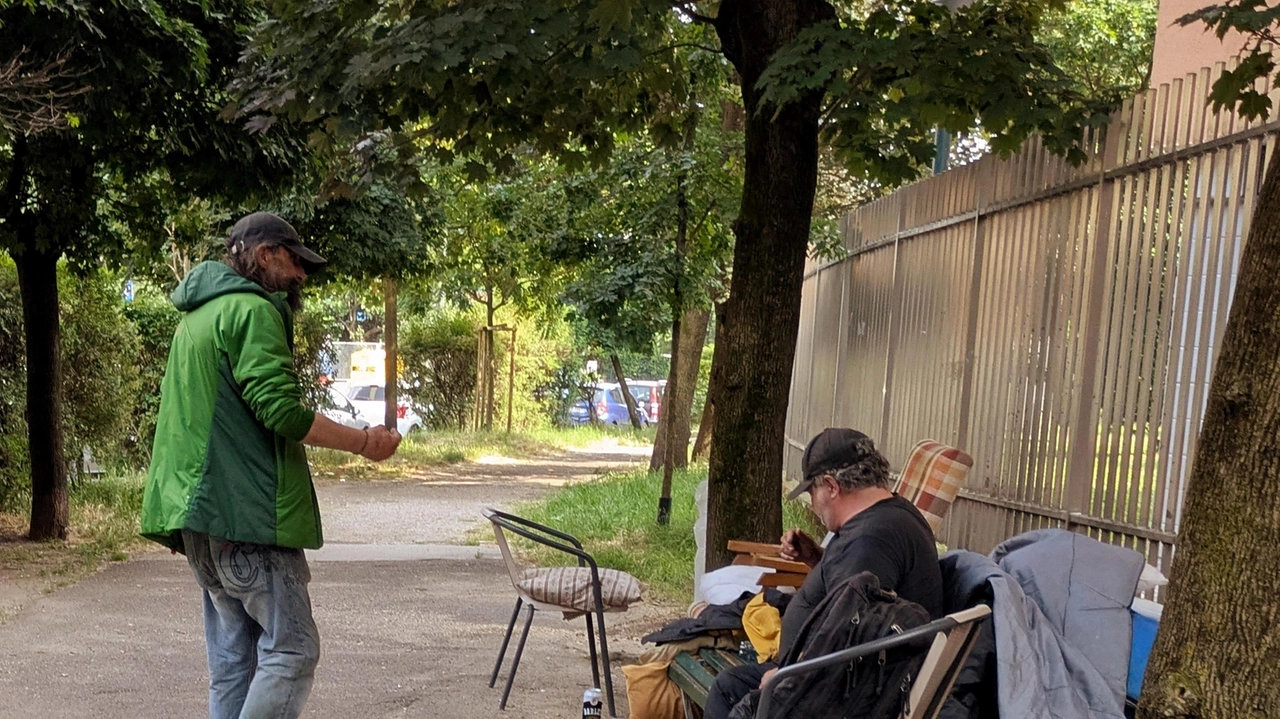 Caos notturno in via Uruguay e via Quarenghi per l’uso delle sedute: il “parlamentino“ corre ai ripari Caos notturno in via Uruguay e via Quarenghi per l’uso delle sedute: il “parlamentino“ corre ai ripari