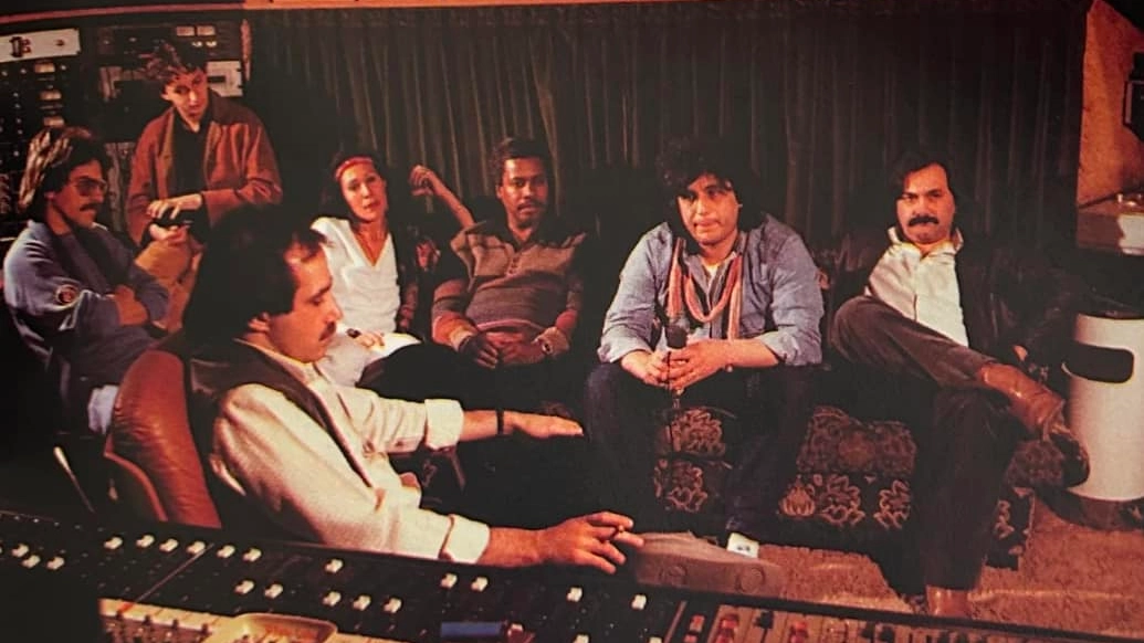 Gli Stone Castle Studios, Finardi: “Il castello di Carimate un luogo unico. Da Pino Daniele a Dalla, dai Pooh a Mia Martini. Magia che non tornerà”