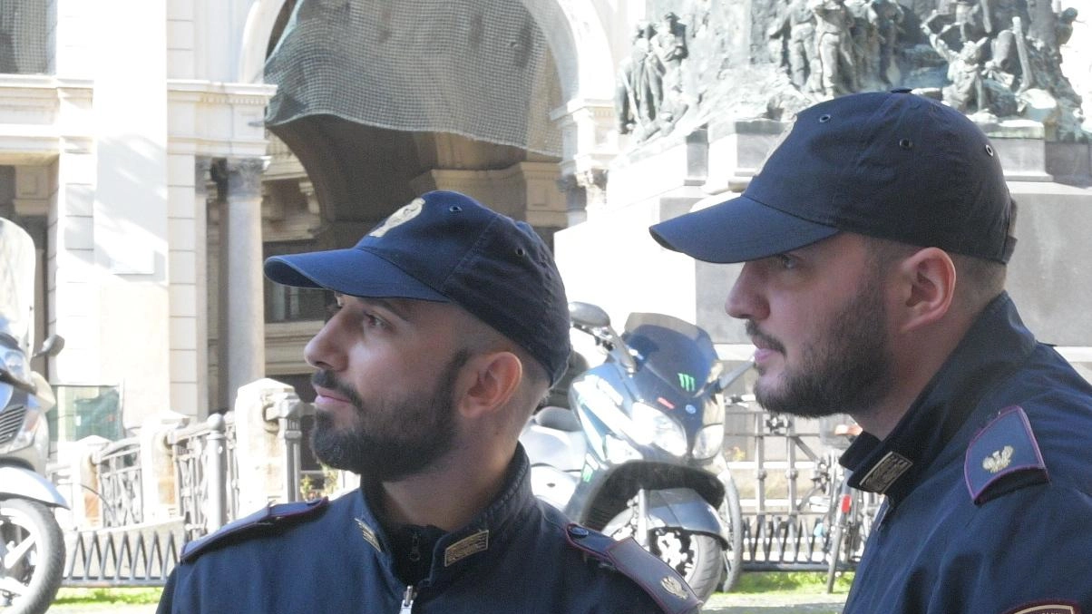 Tre persone nel Pavese arrestate per estorsione, riciclaggio e altre accuse gravi. Indagini della Polizia e Guardia di Finanza di Alessandria. Sequestrate due società. Tre persone nel Pavese arrestate per estorsione, riciclaggio e altre accuse gravi. Indagini della Polizia e Guardia di Finanza di Alessandria. Sequestrate due società.