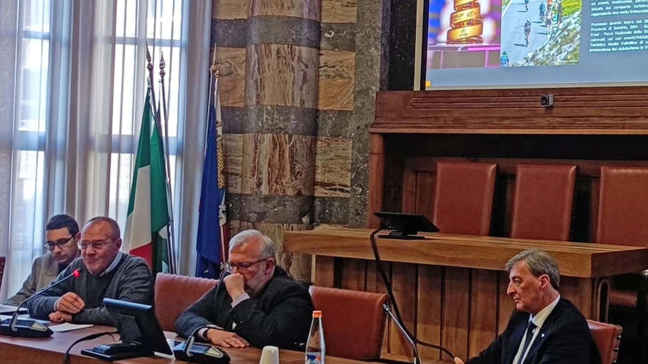 Il cicloturismo in Valtellina in crescita costante: bilancio 2024 e eventi 2025 presentati a Sondrio. Importanti tappe come Giro d’Italia e Tour de Suisse confermano il successo del settore. Il cicloturismo in Valtellina in crescita costante: bilancio 2024 e eventi 2025 presentati a Sondrio. Importanti tappe come Giro d’Italia e Tour de Suisse confermano il successo del settore.