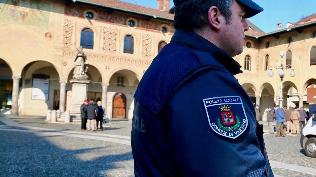 La Polizia locale si occupa del caso La Polizia locale si occupa del caso