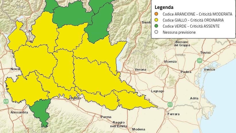 Meteo folle, gran caldo ma allerta gialla per il rischio temporali su Milano e la Lombardia. Ecco quando e dove Meteo folle, gran caldo ma allerta gialla per il rischio temporali su Milano e la Lombardia. Ecco quando e dove