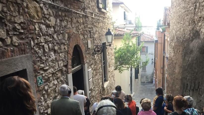 Biùtiful fra le voci di una casa popolare per riscoprire il senso di vicinato Biùtiful fra le voci di una casa popolare per riscoprire il senso di vicinato
