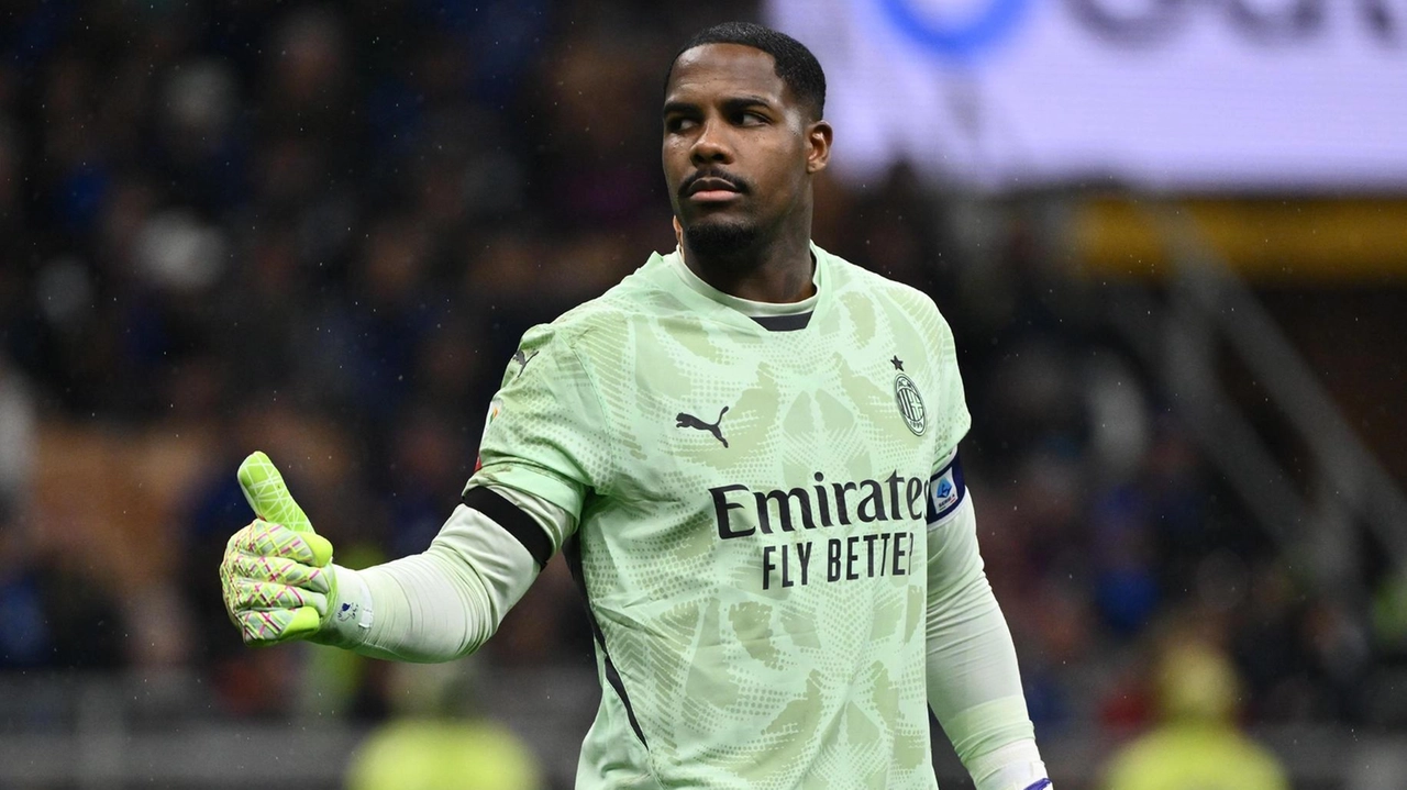 Maignan, portiere del Milan, attende il rinnovo del contratto. Dialoghi in corso, ma l'annuncio ufficiale tarda ad arrivare.