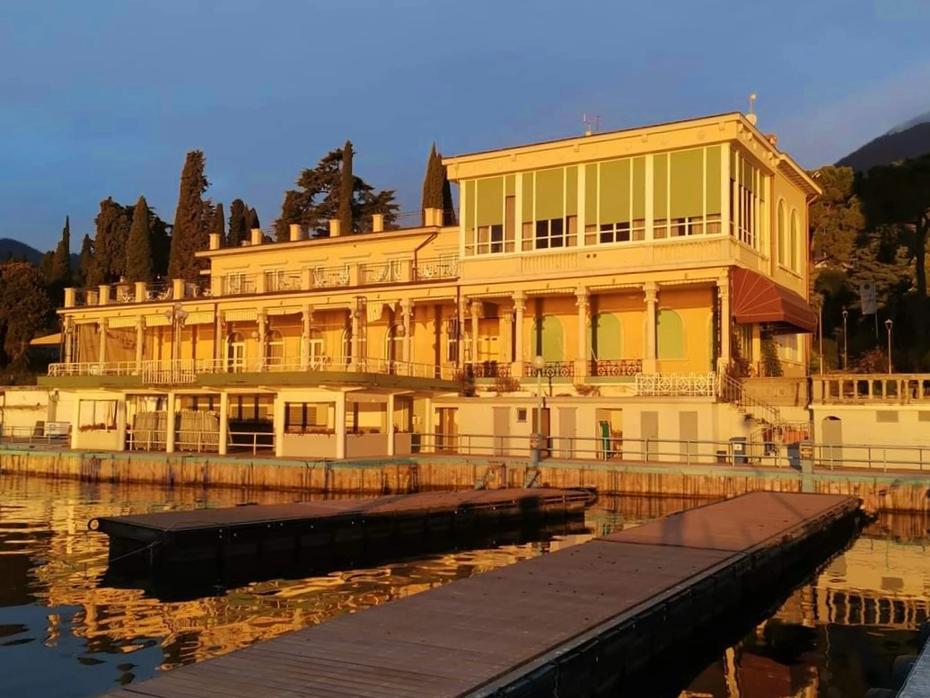 L'ex casinò di Gardone Riviera