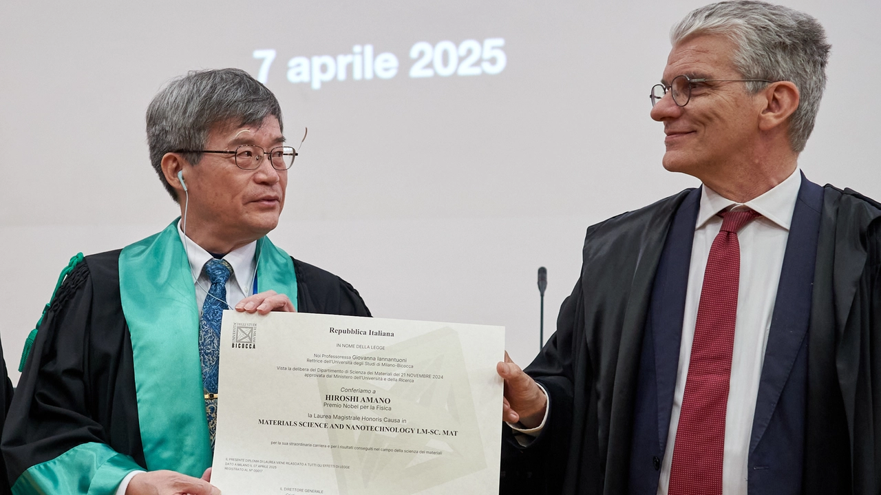 Hiroshi Amano con Marco Orlandi, prorettore vicario dell’università Bicocca